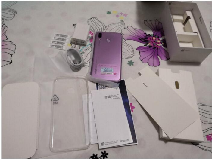 华为 荣耀Play(COR-AL10) 全网通版幻夜黑 6G