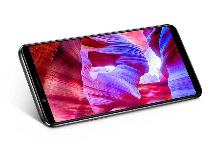 oppoa7  采用更加先进的魔力炫彩屏(amoled ),与传统屏幕材质相比,它