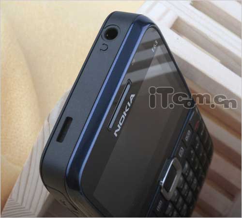 商务也娱乐 全键盘诺基亚e63精彩评测