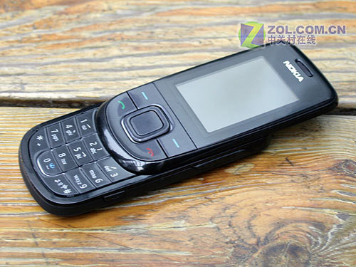 诺基亚3600s红色