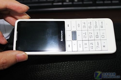 联想s300是一款简单,实用的时尚直板手机.